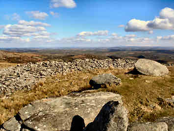 Stowe's Hill near Minions