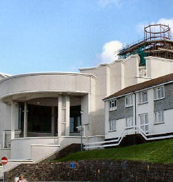 Tate Gallery, Hepworth Sculpture Garden & Leach Pottery